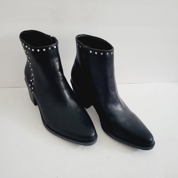 NEW BP Lance Women's Black Leather Block Heel Bootie Size 8.5 - Picture 1 of 8